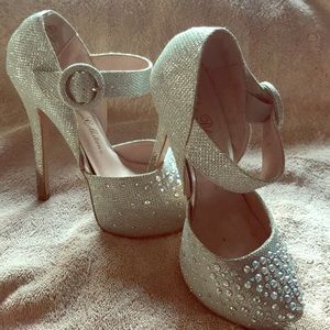 Formal crystal heels